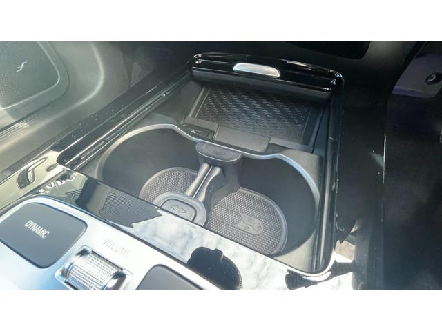 Ａクラス Ａ４５　Ｓ　４マチック＋　アドバンスドＰ　ＡＭＧパフォーマンスＰ　３６０°カメラ　パノラミックＳＲ　ヘッドアップディスプレイ　ＭＢＵＸインテリア・アシスタント　ブランドロゴプロジェクター　マルチビームＬＥＤヘッドライト　４ＷＤ（17枚目）