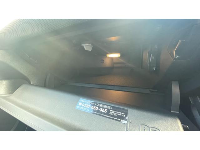 Ａクラス Ａ４５　Ｓ　４マチック＋　アドバンスドＰ　ＡＭＧパフォーマンスＰ　３６０°カメラ　パノラミックＳＲ　ヘッドアップディスプレイ　ＭＢＵＸインテリア・アシスタント　ブランドロゴプロジェクター　マルチビームＬＥＤヘッドライト　４ＷＤ（19枚目）