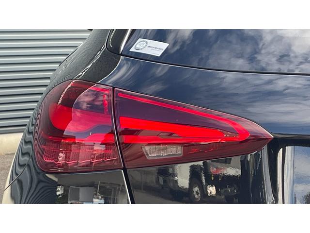 Ａクラス Ａ４５　Ｓ　４マチック＋　アドバンスドＰ　ＡＭＧパフォーマンスＰ　３６０°カメラ　パノラミックＳＲ　ヘッドアップディスプレイ　ＭＢＵＸインテリア・アシスタント　ブランドロゴプロジェクター　マルチビームＬＥＤヘッドライト　４ＷＤ（33枚目）