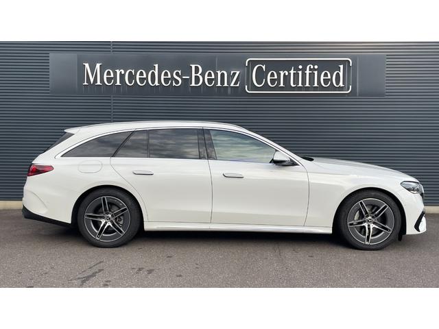 Eクラスステーションワゴン E220dステションワゴンアバギャルドAMGラインP アドバンスドP レザーエクスクルーシブP AMGラインP デジタルインテリアP パノラミックSR MBUXスーパースクリーン 3Dコックピットディスプレイ アダプティブハイビームアシストプラス(3枚目)