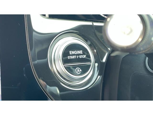 Eクラスステーションワゴン E220dステションワゴンアバギャルドAMGラインP アドバンスドP レザーエクスクルーシブP AMGラインP デジタルインテリアP パノラミックSR MBUXスーパースクリーン 3Dコックピットディスプレイ アダプティブハイビームアシストプラス(10枚目)