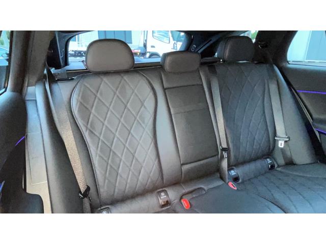 Eクラスステーションワゴン E220dステションワゴンアバギャルドAMGラインP アドバンスドP レザーエクスクルーシブP AMGラインP デジタルインテリアP パノラミックSR MBUXスーパースクリーン 3Dコックピットディスプレイ アダプティブハイビームアシストプラス(23枚目)