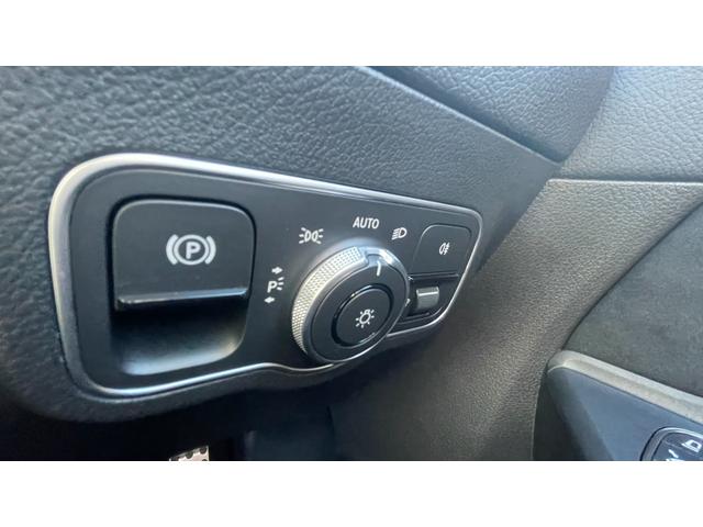 Bクラス B180 AMGラインパッケージ アドバンスドP AMGラインP 360°カメラ マルチビームLEDヘッドライト パノラミックSR ヘッドアップディスプレイ メモリー付パワーシート シートヒーター Bluetooth接続 ETC車載器(9枚目)