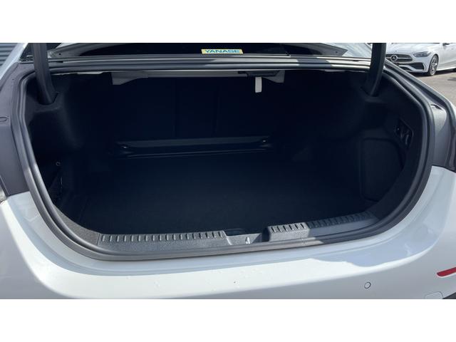 Eクラス E220d アバンギャルド AMGラインパッケージ AMGラインP アドバンスドP ヘッドアップディスプレイ デジタルライト アダプティブハイビームアシストプラス アンビエントライト Bluetooth接続 ETC車載器 USB入力端(25枚目)