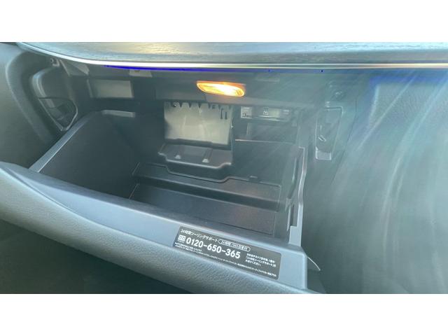 Vクラス V220d レーダーセーフティ ナビゲーション ディーゼルターボ LEDヘッドライト 360°カメラ メモリー付パワーシート ワイドスクリーンコックピット スライディングドア Bluetooth接続 ETC車載器(16枚目)