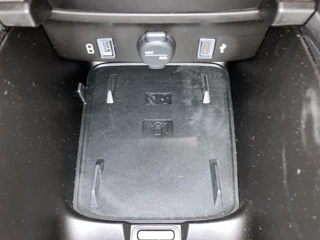 ６００ハイブリッド ラ　プリマ　ＡｐｐｌｅＣａｒＰｌａｙ＆ＡｎｄｒｏｉｄＡｕｔｏ対応　アダプティブクルーズコントロール　マッサージ機能付きパワーシート　シートヒーター　パワーバックドア　ブラインドスポットモニター（28枚目）