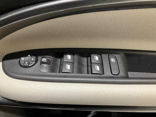 ６００ハイブリッド ラ　プリマ　ＡｐｐｌｅＣａｒＰｌａｙ＆ＡｎｄｒｏｉｄＡｕｔｏ対応　アダプティブクルーズコントロール　マッサージ機能付きパワーシート　シートヒーター　パワーバックドア　ブラインドスポットモニター（35枚目）