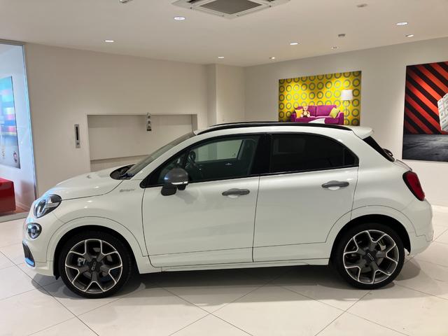 ５００Ｘ スポーツ　アダプティブクルーズコントロール　衝突軽減ブレーキ　レーンキープアシスト　本革シート　バックカメラ　Ｃａｒｐｌａｙ　Ｂｌｕｅｔｏｏｔｈ　クリアランスソナー　１９インチアルミ（3枚目）