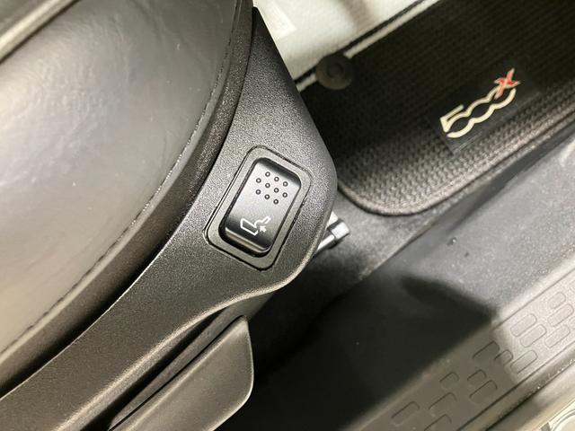 ５００Ｘ スポーツ　アダプティブクルーズコントロール　衝突軽減ブレーキ　レーンキープアシスト　本革シート　バックカメラ　Ｃａｒｐｌａｙ　Ｂｌｕｅｔｏｏｔｈ　クリアランスソナー　１９インチアルミ（39枚目）