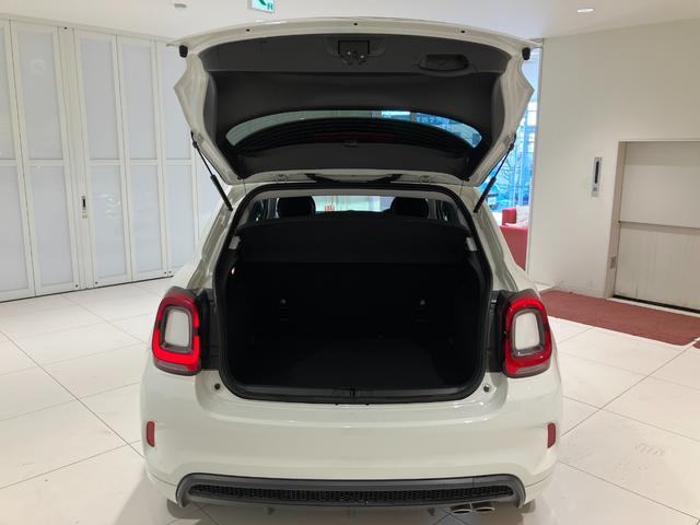 ５００Ｘ スポーツ　アダプティブクルーズコントロール　衝突軽減ブレーキ　レーンキープアシスト　本革シート　バックカメラ　Ｃａｒｐｌａｙ　Ｂｌｕｅｔｏｏｔｈ　クリアランスソナー　１９インチアルミ（40枚目）