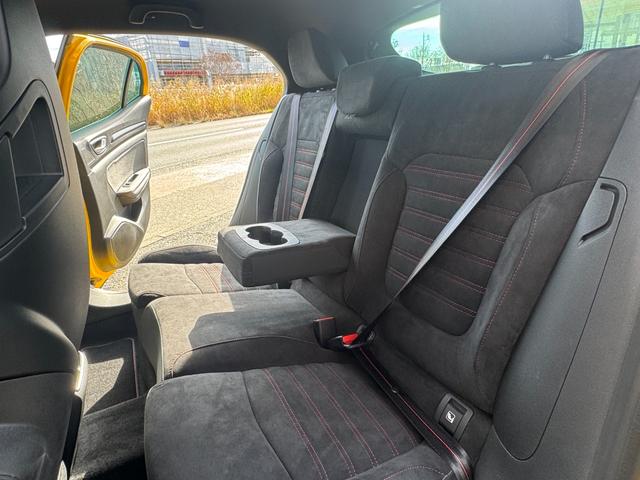 メガーヌ R.S.ウルティム 世界限定1976台 最終モデル(17枚目)