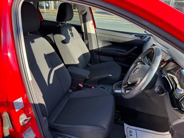 ポロ TSIコンフォートラインリミテッド 純正ナビ バックカメラ 地デジTV applecarplay Bluetooth ETC クルーズコントロール プッシュスタート LEDヘッドライト 2020年モデル(10枚目)