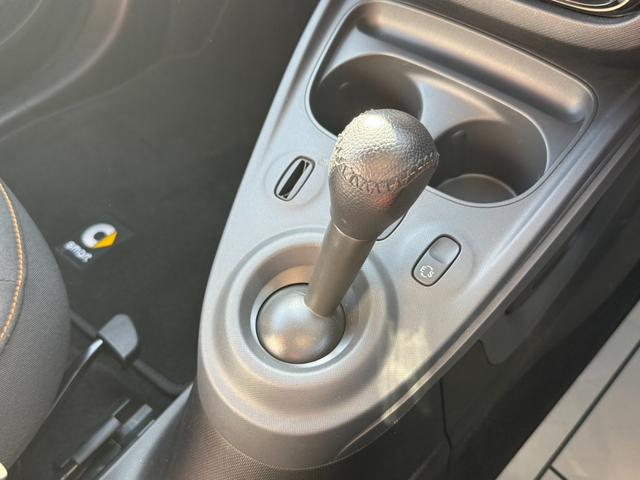 スマートフォーフォー パッション　社外ナビ・ＴＶ　バックカメラ　クルーズコントロール　クリアランスソナー　パーキングセンサー　シートヒーター　ＥＴＣ（21枚目）