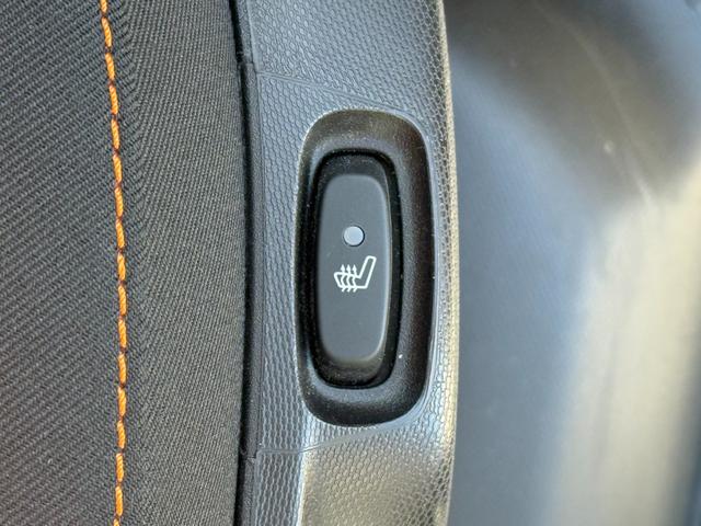 スマートフォーフォー パッション　社外ナビ・ＴＶ　バックカメラ　クルーズコントロール　クリアランスソナー　パーキングセンサー　シートヒーター　ＥＴＣ（24枚目）