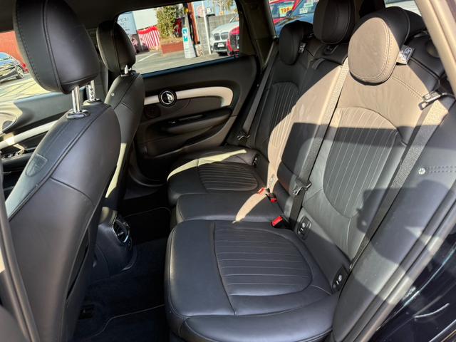 ＭＩＮＩ クーパーＳＤ　クラブマン　ユアーズパッケージ　純正ナビ　バックカメラ　本革シート　シートヒーター　ポップアップディスプレイ　ＥＴＣ　ＡＣＣ（13枚目）