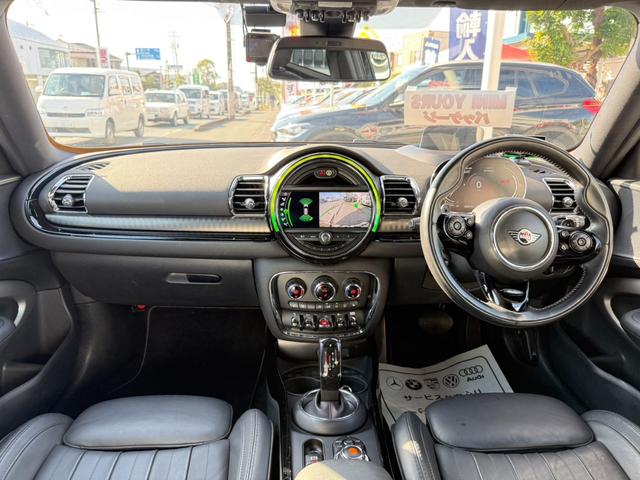 ＭＩＮＩ クーパーＳＤ　クラブマン　ユアーズパッケージ　純正ナビ　バックカメラ　本革シート　シートヒーター　ポップアップディスプレイ　ＥＴＣ　ＡＣＣ（15枚目）