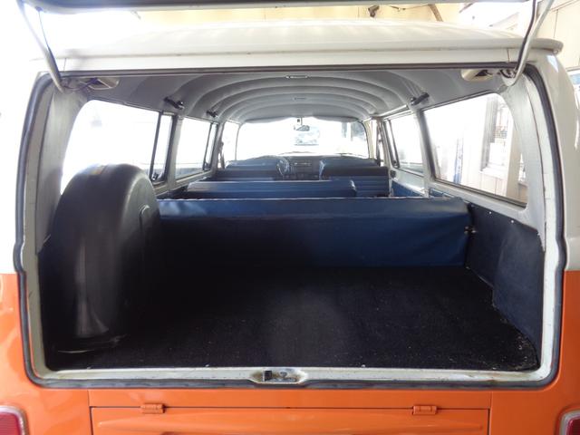 タイプII レイトバス ウォークスルーシート べバストヒーター VW純正ホイール Fディスクブレーキ 左ハンドル 1600cc 12V(20枚目)