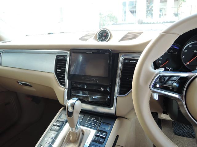 マカン ターボ 3.6 PDK ディーラー車(18枚目)