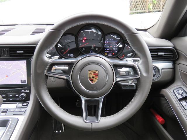 ９１１ ９１１カレラ　ディーラー車　レザーシート　スポーツエグゾースト　スポーツボタン　パワーステアリングプラス　ＰＡＳＭ　プライバシーガラス　純正２０インチＡＷ　キセノンヘッドライト　パークセンサー　ナビ　バックカメラ（13枚目）