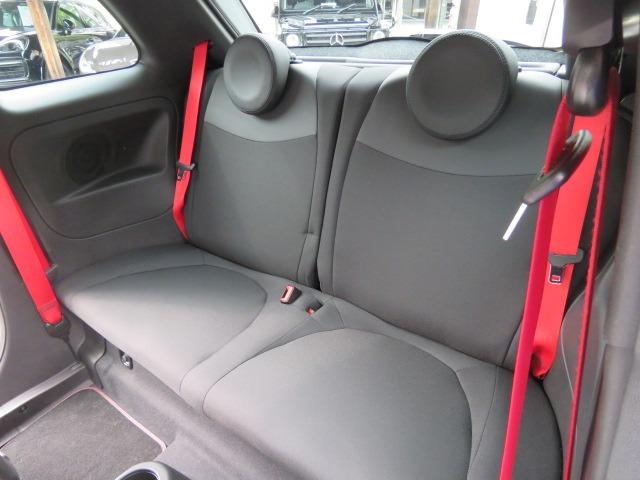 アバルト695 エッセエッセ ベースグレード 限定車 左ハンドル 5MT ワンオーナー D車 サベルト製カーボンスポーツシート アクラポビッチスポーツエグゾースト 純正17インチホワイトAW ブレンボキャリパー アジャスタブルリヤスポイラー(46枚目)