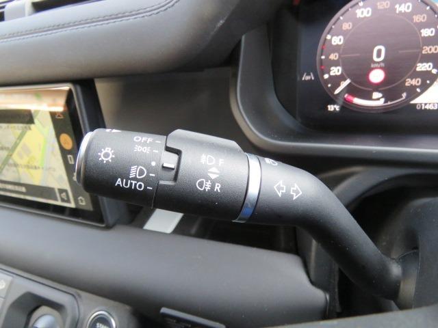 ディフェンダー 　カウンティエクステリアパックキュレーテッドフォージャパン　日本限定３００台　レザーシート　シートヒーター　純正２０インチＡＷ　エアサスペンション　ＬＥＤヘッドライト（41枚目）