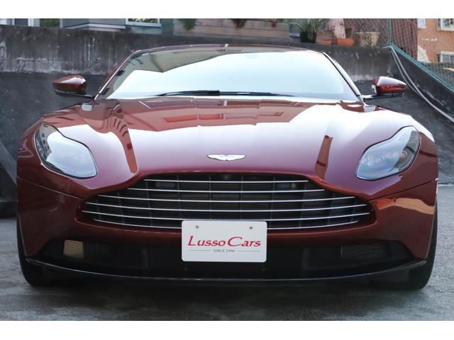 ＤＢ１１ 　Ｖ８　ベースモデル（2枚目）