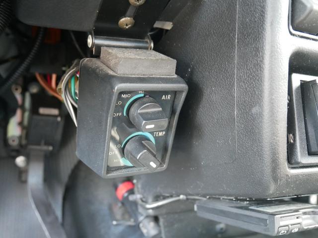 ニーバ 　４ｘ４（16枚目）