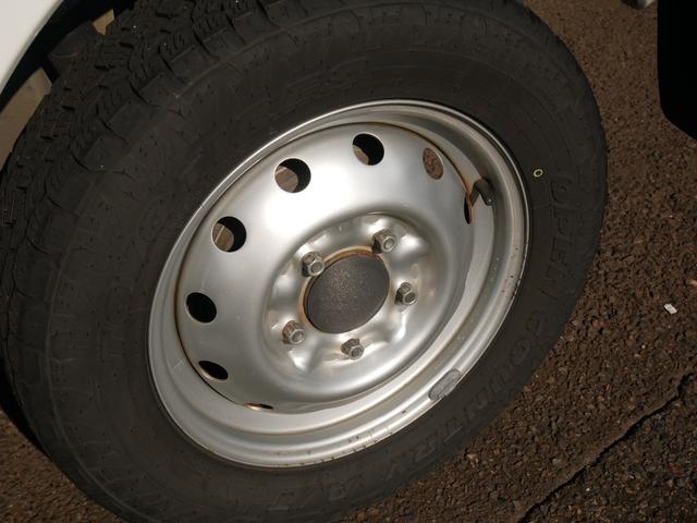 ニーバ 　４ｘ４（32枚目）