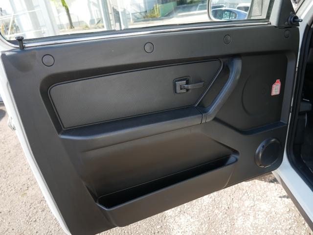 ニーバ 　４ｘ４（55枚目）