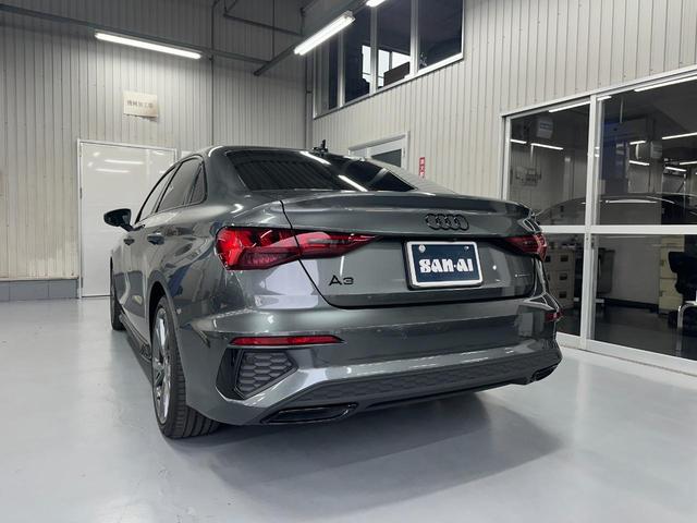 Ａ３セダン ４０ＴＦＳＩクワトロ　Ｓライン　ワンオーナー２３年モデル　オプションボディカラーパノラマサンルーフ　コンビニエンス・アシスタンスＰＫＧ　ＳｌｉｎｅプラスＰＫＧ　ナビゲーションＰＫＧ　マトリクスＬＥＤヘッドライト　ブラックスタイリング（10枚目）