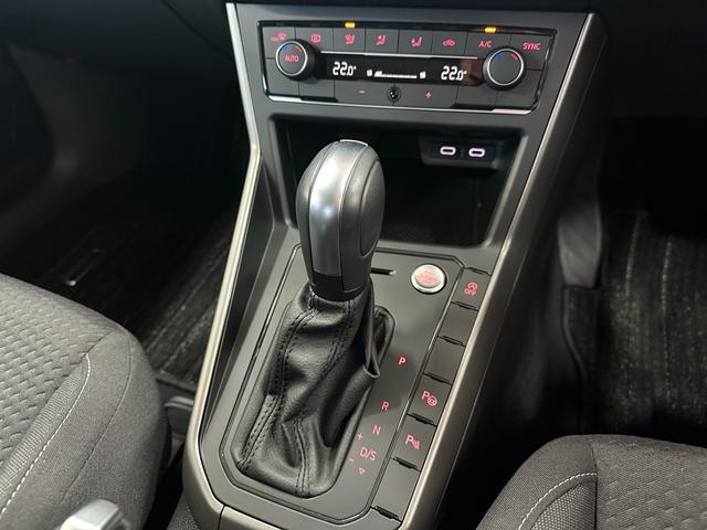 ＵＳＢ端子は二か所ございます。