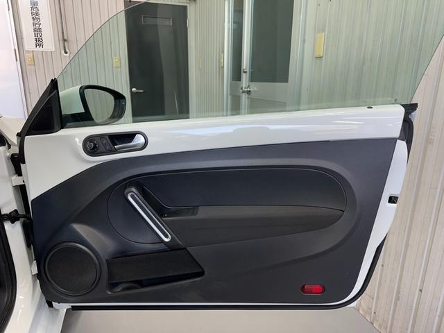 ザ・ビートル デザイン　純正ナビ・ＴＶ　Ｂｌｕｅｔｏｏｔｈオーディオ　ブラインドスポット　ＥＴＣ２．０　クルーズコントロール　スマートキー（18枚目）