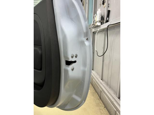 ５００ １．４　スポーツ　日本未導入左６速ＭＴ　前後ディスクブレーキ　ハーフレザースポーツシート　新品Ａｐｐｌｅ　ｃａｒ　ｐｌａｙ　バックカメラ　クラシックエンブレム　前後クロームバンパーモール（48枚目）