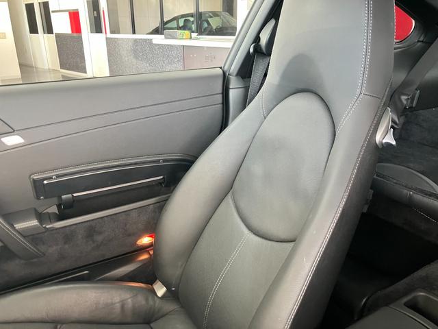 911 911カレラ4S スポーツクロノパッケージ スポーツマフラー ディーラー車 左ハンドル 黒革(62枚目)