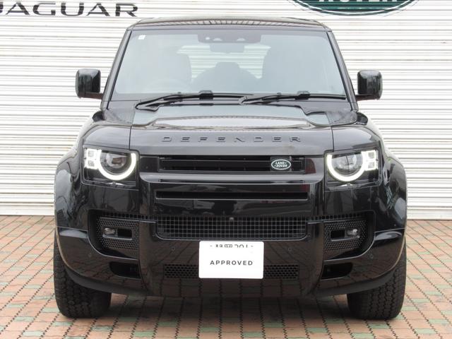 ディフェンダー １１０Ｖ８　Ｐ５２５　認定中古車　デモカーアップ　２４ＭＹ　５２５馬力　ブラックエクステリアパック　電子制御エアサスペンション　スライディングパノラミックルーフ　１４ウェイ電動フロントシート（ヒーター＆クーラー　メモリ付）（16枚目）