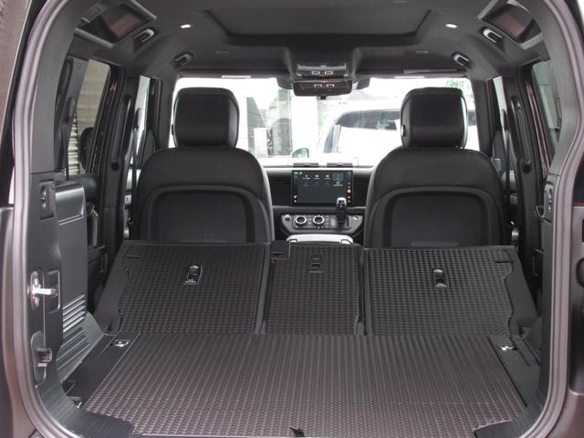 ディフェンダー １１０Ｖ８　Ｐ５２５　認定中古車　デモカーアップ　２４ＭＹ　５２５馬力　ブラックエクステリアパック　電子制御エアサスペンション　スライディングパノラミックルーフ　１４ウェイ電動フロントシート（ヒーター＆クーラー　メモリ付）（23枚目）