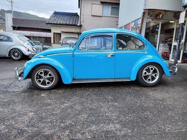ビートル ベースグレード　ＶＩＮＴＡＧＥスタイル　２インチナロービーム　ＷＥＢＥＲキャブ　９１４スタイルアルミ　社外マフラー（3枚目）