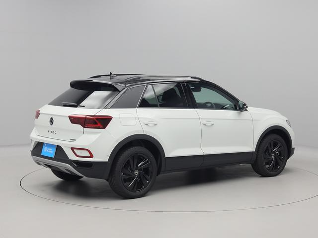 T-ロック TDI 4モーション ブラックスタイル 認定中古車 LEDマトリックスヘッドライト IQ.LIGHT アダプティブクルーズコントロール 18インチアルミホイールパワーテールゲート シティエマージェンシーブレーキ フルオートエアコン(5枚目)