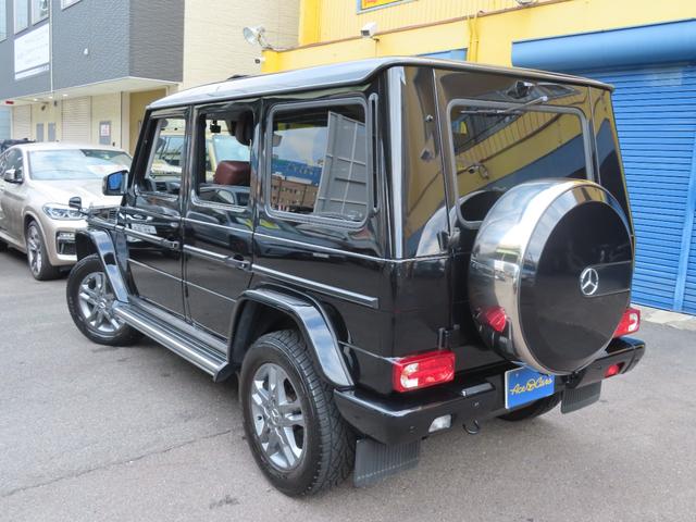 Gクラス G350d ラグジュアリーパッケージ 1オーナー 禁煙 サンルーフ 茶革シート シートヒーター ハーマンカードン ブラインドスポットモニター バックカメラ G550用ヒマラヤグレーホイール Bluetooth(7枚目)