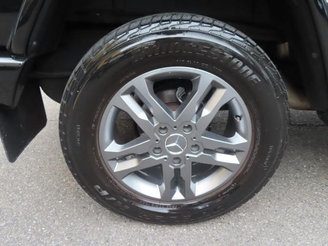 Gクラス G350d ラグジュアリーパッケージ 1オーナー 禁煙 サンルーフ 茶革シート シートヒーター ハーマンカードン ブラインドスポットモニター バックカメラ G550用ヒマラヤグレーホイール Bluetooth(14枚目)