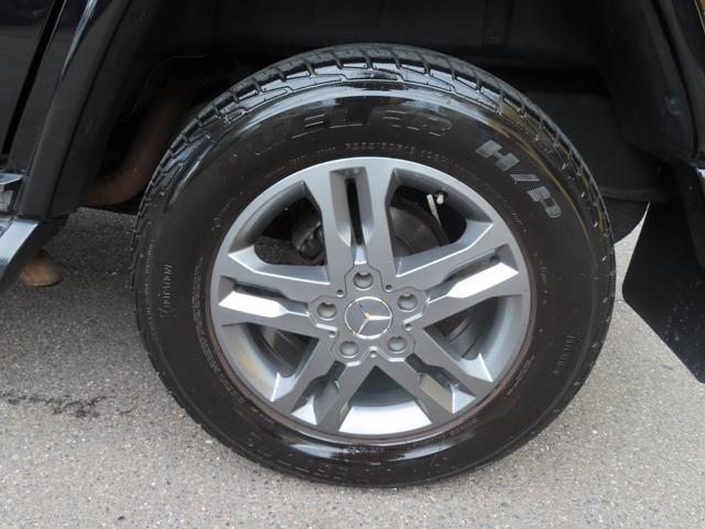 Gクラス G350d ラグジュアリーパッケージ 1オーナー 禁煙 サンルーフ 茶革シート シートヒーター ハーマンカードン ブラインドスポットモニター バックカメラ G550用ヒマラヤグレーホイール Bluetooth(16枚目)