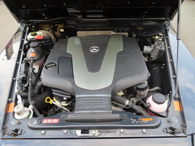 Gクラス G350d ラグジュアリーパッケージ 1オーナー 禁煙 サンルーフ 茶革シート シートヒーター ハーマンカードン ブラインドスポットモニター バックカメラ G550用ヒマラヤグレーホイール Bluetooth(18枚目)