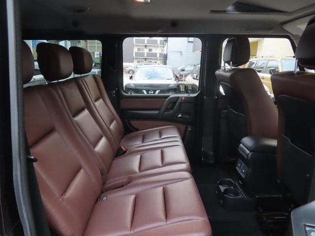 Gクラス G350d ラグジュアリーパッケージ 1オーナー 禁煙 サンルーフ 茶革シート シートヒーター ハーマンカードン ブラインドスポットモニター バックカメラ G550用ヒマラヤグレーホイール Bluetooth(30枚目)