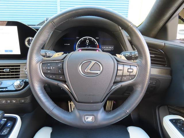ＬＳ ＬＳ５００　Ｆスポーツ　ＴＲＤエアロ、２０２３後期改良モデル　トランクスポイラー　白黒革シート　サンルーフ　３眼ＬＥＤヘッド　シートヒーター　エアーシート　ヘッドアップディスプレイ　マークレビンソン　デジタルインナーミラー（4枚目）