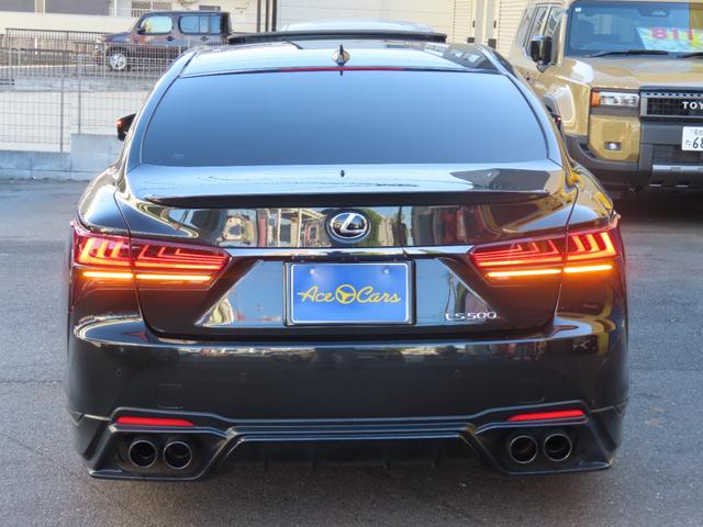 ＬＳ ＬＳ５００　Ｆスポーツ　ＴＲＤエアロ、２０２３後期改良モデル　トランクスポイラー　白黒革シート　サンルーフ　３眼ＬＥＤヘッド　シートヒーター　エアーシート　ヘッドアップディスプレイ　マークレビンソン　デジタルインナーミラー（13枚目）