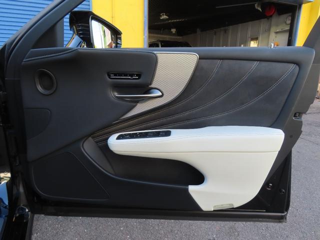 ＬＳ ＬＳ５００　Ｆスポーツ　ＴＲＤエアロ、２０２３後期改良モデル　トランクスポイラー　白黒革シート　サンルーフ　３眼ＬＥＤヘッド　シートヒーター　エアーシート　ヘッドアップディスプレイ　マークレビンソン　デジタルインナーミラー（25枚目）