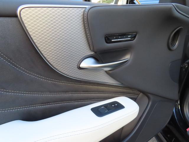 ＬＳ ＬＳ５００　Ｆスポーツ　ＴＲＤエアロ、２０２３後期改良モデル　トランクスポイラー　白黒革シート　サンルーフ　３眼ＬＥＤヘッド　シートヒーター　エアーシート　ヘッドアップディスプレイ　マークレビンソン　デジタルインナーミラー（29枚目）