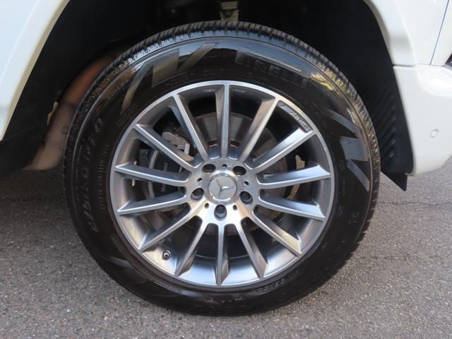 Gクラス G400d AMGライン マヌファクトゥーアプログラムプラス ラグジュアリーパッケージ 禁煙 サンルーフ 赤革 シートヒーター エアーシート ブラインドスポットモニター デジタルインナーミラー 360°カメラ ブルメスター(15枚目)