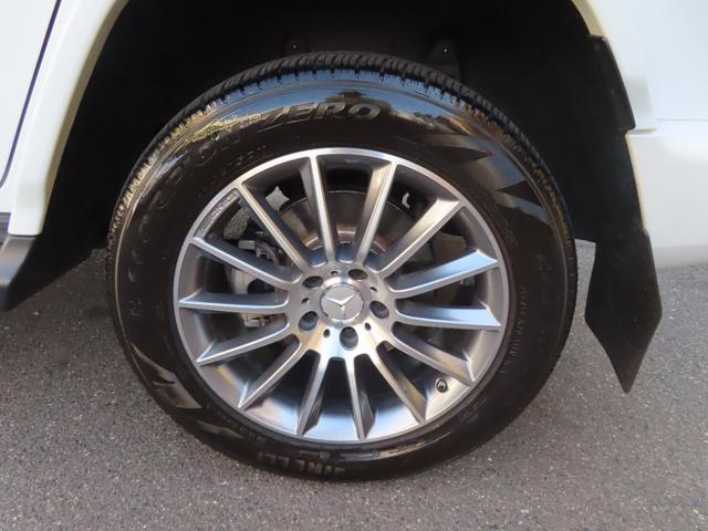 Gクラス G400d AMGライン マヌファクトゥーアプログラムプラス ラグジュアリーパッケージ 禁煙 サンルーフ 赤革 シートヒーター エアーシート ブラインドスポットモニター デジタルインナーミラー 360°カメラ ブルメスター(18枚目)