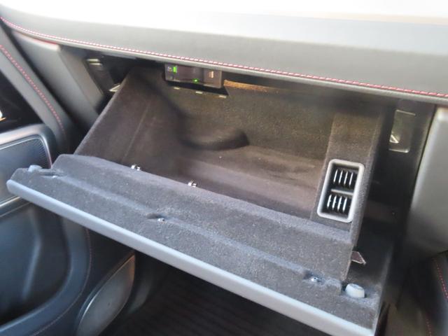 Gクラス G400d AMGライン マヌファクトゥーアプログラムプラス ラグジュアリーパッケージ 禁煙 サンルーフ 赤革 シートヒーター エアーシート ブラインドスポットモニター デジタルインナーミラー 360°カメラ ブルメスター(68枚目)